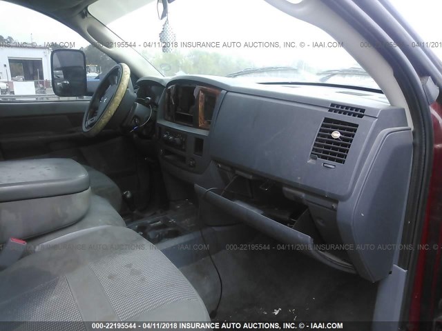 3D7KS28C16G196683 - 2006 DODGE RAM 2500 ST/SLT/LARAMIE 勃艮第红 照片 5