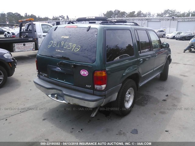 1FMZU73E4YZB54385 - 2000 FORD EXPLORER XLT GREEN photo 4