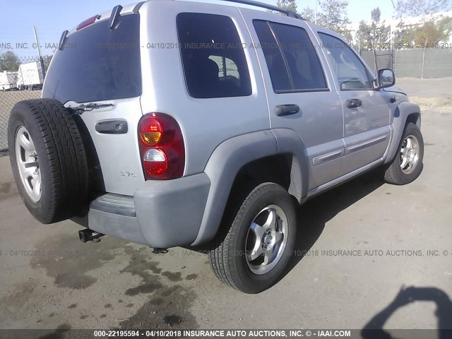 1J4GK48K32W297703 - 2002 JEEP LIBERTY SPORT GRAY photo 4