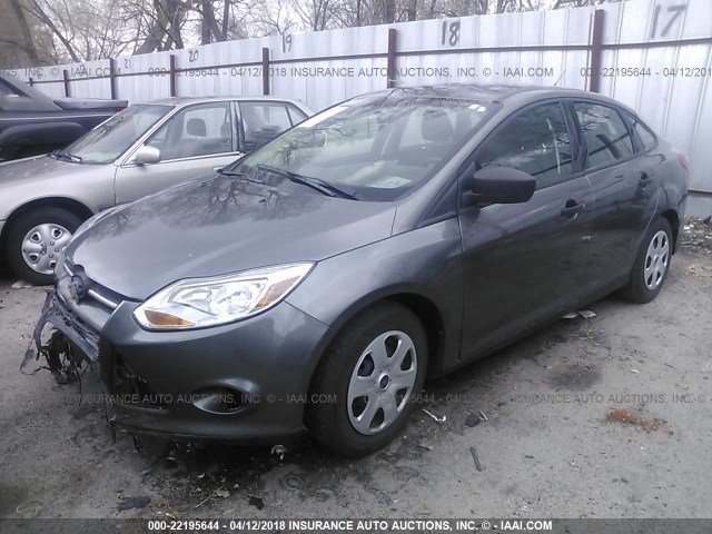 1FADP3E26DL183567 - 2013 FORD FOCUS S GRAY photo 2