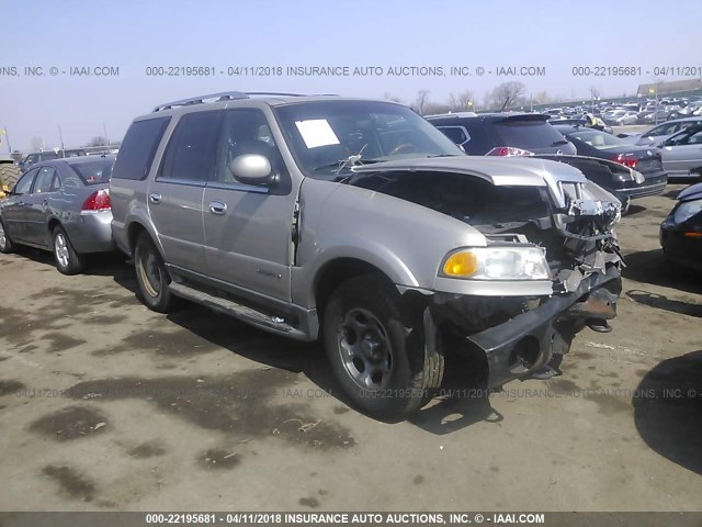 5LMFU28A6YLJ34652 - 2000 LINCOLN NAVIGATOR GOLD photo 1