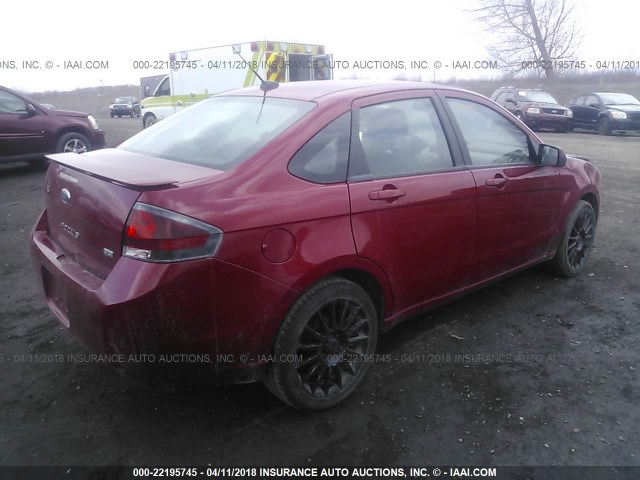 1FAHP3GNXBW172012 - 2011 FORD FOCUS SES RED photo 4