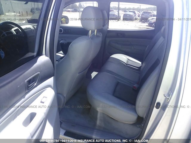 3TMLU42N36M004258 - 2006 TOYOTA TACOMA DOUBLE CAB ვერცხლისფერი ფოტო 8
