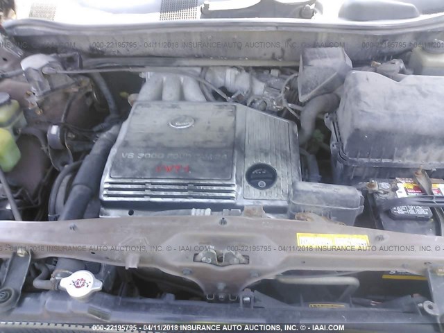 JT6HF10U4X0057779 - 1999 LEXUS RX 300 BROWN photo 10