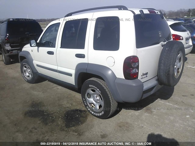 1J4GL48K65W672985 - 2005 JEEP LIBERTY SPORT WHITE photo 3