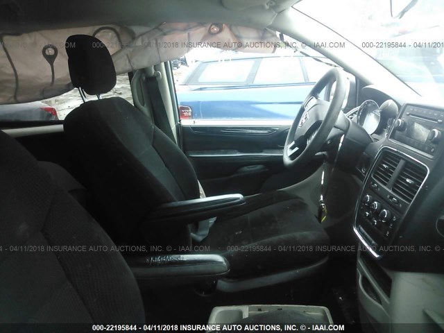 2C4RDGBG3ER167402 - 2014 DODGE GRAND CARAVAN SE TAN photo 5