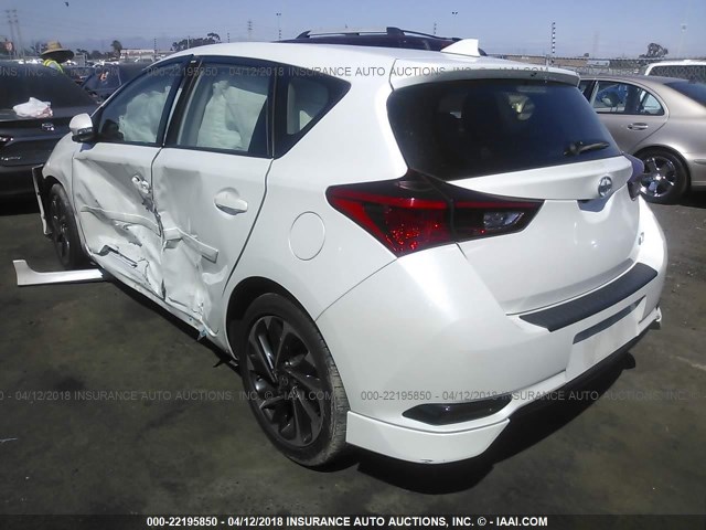 JTNKARJE9GJ511601 - 2016 TOYOTA SCION IM WHITE photo 3