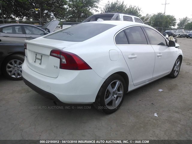 YV1622FS5C2053384 - 2012 VOLVO S60 T5 WHITE photo 4