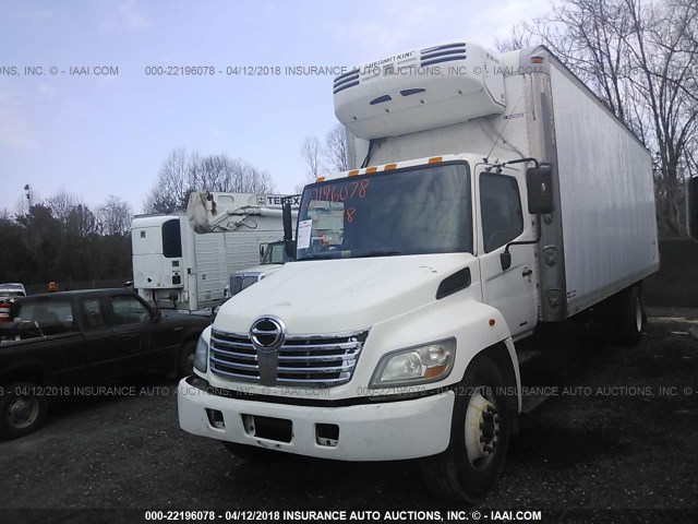 5PVNE8JT572S50881 - 2007 HINO 268  WHITE photo 2