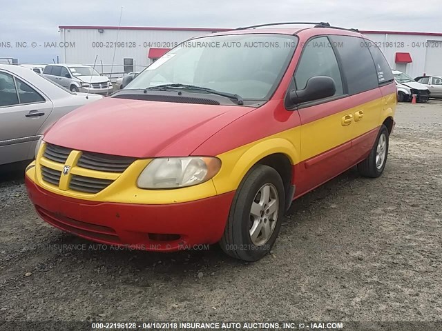 1D4GP45RX6B601909 - 2006 DODGE CARAVAN SXT RED photo 2