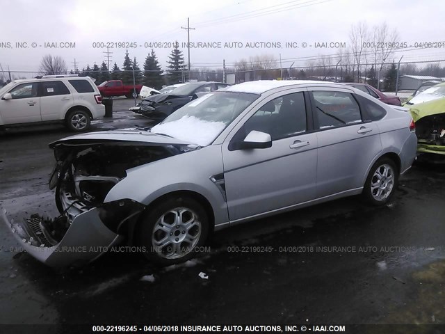 1FAHP35N78W235577 - 2008 FORD FOCUS SE/SEL/SES SILVER photo 2