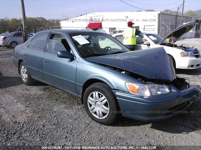 4T1BF22K11U959964 - 2001 TOYOTA CAMRY LE/XLE BLUE photo 1