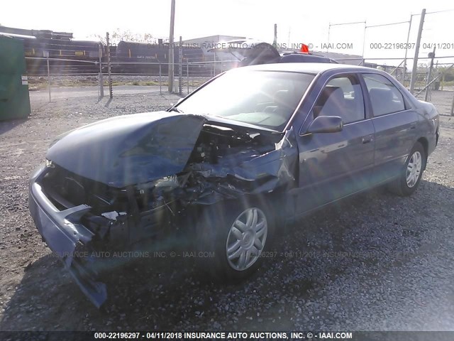 4T1BF22K11U959964 - 2001 TOYOTA CAMRY LE/XLE ლურჯი ფოტო 2