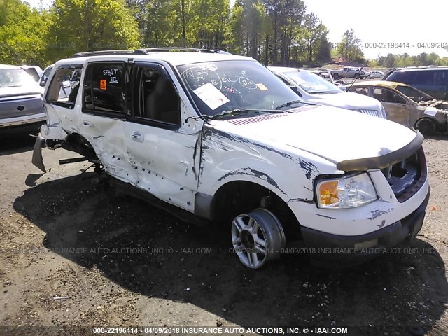 1FMRU15W83LC14733 - 2003 FORD EXPEDITION XLT თეთრი ფოტო 1
