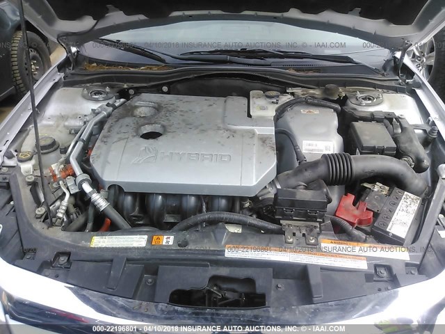 3FADP0L34BR124882 - 2011 FORD FUSION HYBRID SILVER photo 10