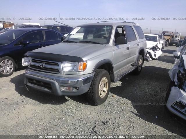 JT3GM84R9Y0061020 - 2000 TOYOTA 4RUNNER SILVER photo 2