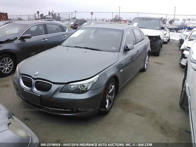 WBANU53568CT15147 - 2008 BMW 528 I GRAY photo 2