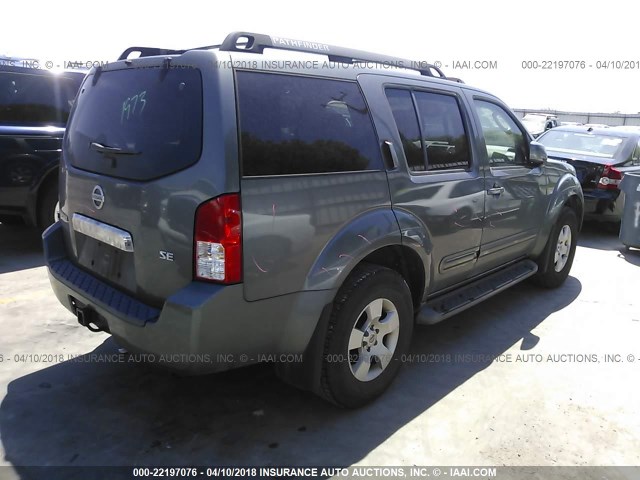 5N1AR18W15C773439 - 2005 NISSAN PATHFINDER LE/SE/XE GRAY photo 4