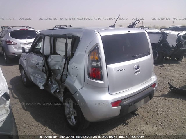 KNDJT2A24B7712609 - 2011 KIA SOUL +/!/SPORT SILVER photo 3