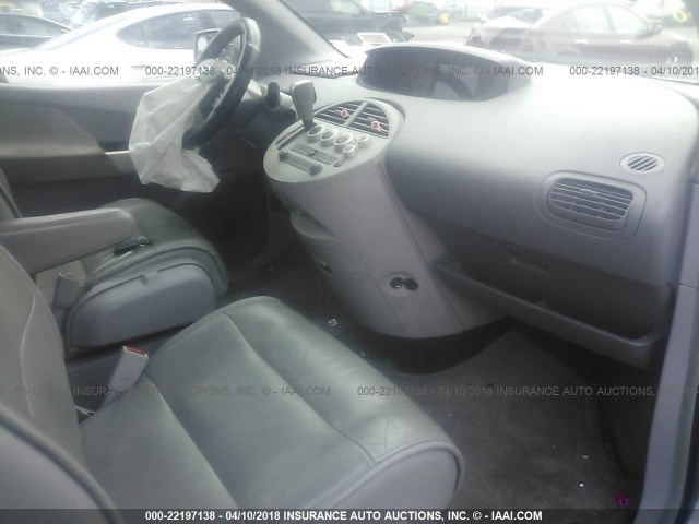 5N1BV28U45N104008 - 2005 NISSAN QUEST S/SE/SL GRAY photo 5