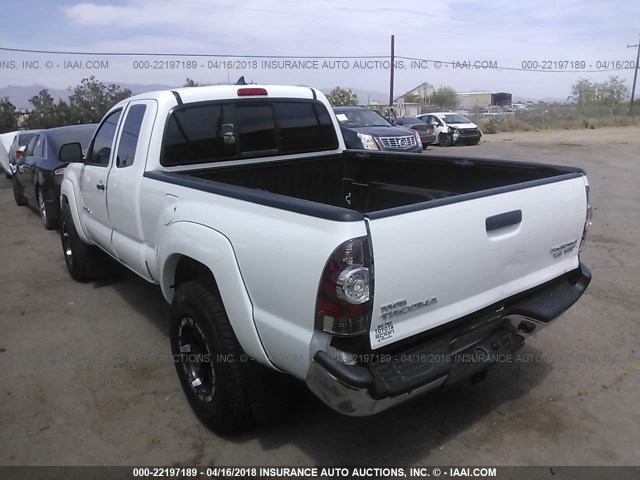 5TFTU4GN1EX052097 - 2014 TOYOTA TACOMA PRERUNNER ACCESS CAB WHITE photo 3