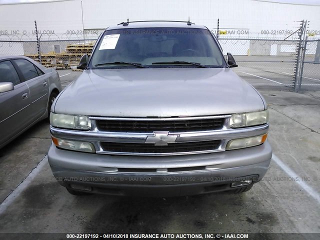 1GNEC13Z44R113794 - 2004 CHEVROLET TAHOE C1500 GRAY photo 6