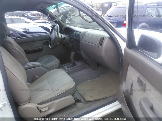 4TASM92N7XZ417868 - 1999 TOYOTA TACOMA XTRACAB PRERUNNER თეთრი ფოტო 5