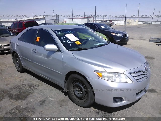 4T4BF3EK7AR030417 - 2010 TOYOTA CAMRY SE/LE/XLE 银色 照片 1