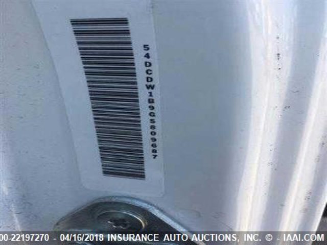 54DCDW1B9GS809687 - 2016 CHEVROLET 4500  WHITE photo 10