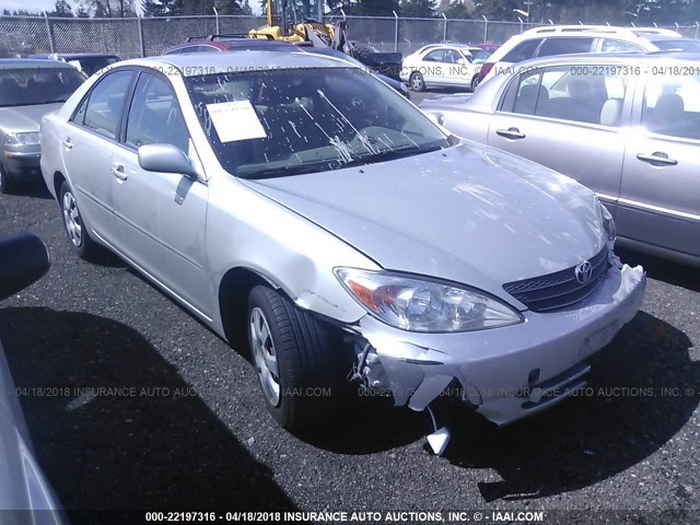 JTDBE32K020032069 - 2002 TOYOTA CAMRY LE/XLE/SE SILVER photo 1