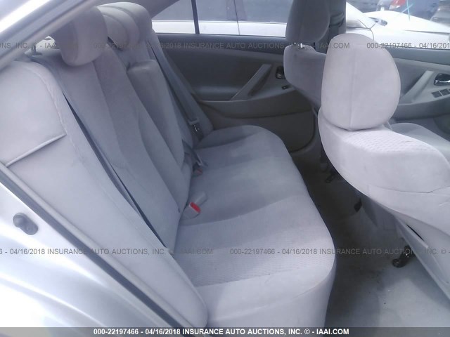 4T4BF3EK6BR106050 - 2011 TOYOTA CAMRY SE/LE/XLE SILVER photo 8