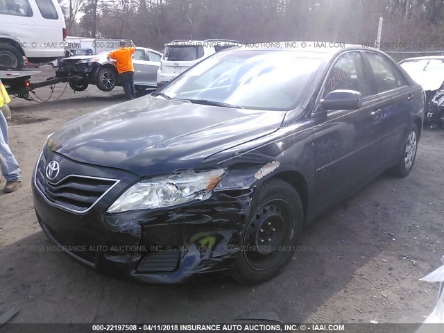 4T4BF3EK0BR121045 - 2011 TOYOTA CAMRY SE/LE/XLE BLACK photo 2