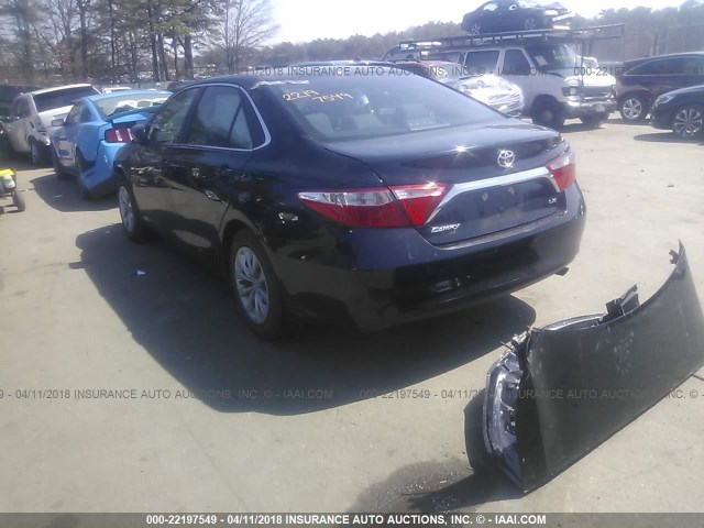 4T1BF1FK2FU112544 - 2015 TOYOTA CAMRY LE/XLE/SE/XSE BLACK photo 3