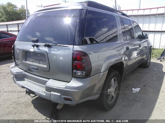 1GNES16S366133945 - 2006 CHEVROLET TRAILBLAZER EXT LS/EXT LT GRAY photo 4