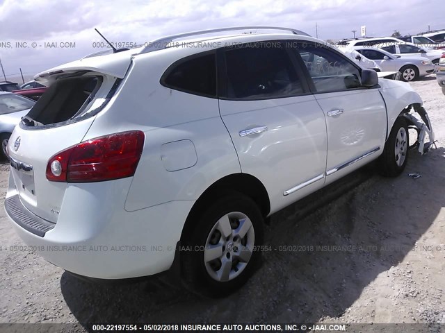 JN8AS5MVXEW709304 - 2014 NISSAN ROGUE SELECT S WHITE photo 4