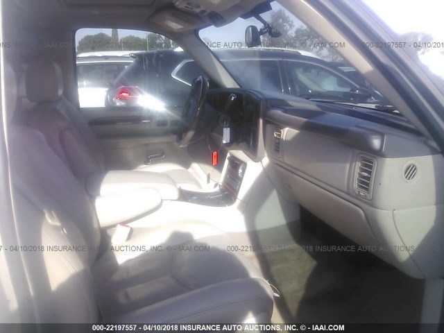 1GYEK63N25R181707 - 2005 CADILLAC ESCALADE LUXURY 白色 照片 5