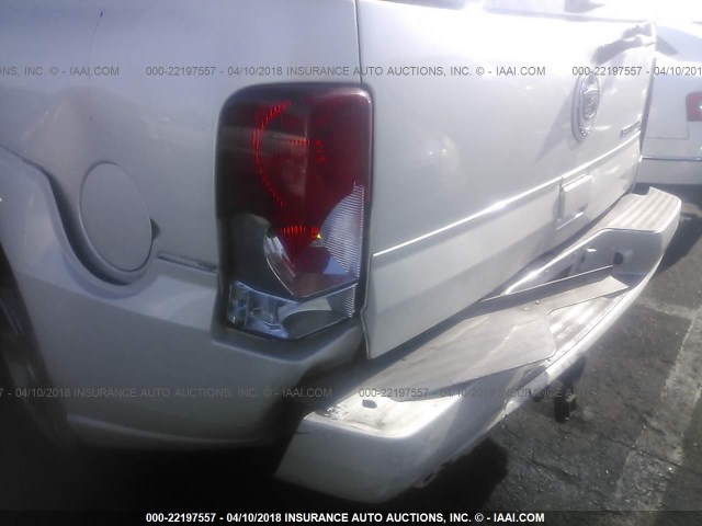 1GYEK63N25R181707 - 2005 CADILLAC ESCALADE LUXURY 白色 照片 6