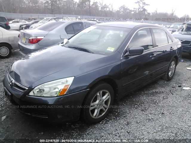 1HGCM56777A192381 - 2007 HONDA ACCORD EX GRAY photo 2