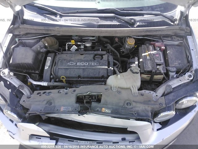 1G1JA5SH8D4200908 - 2013 CHEVROLET SONIC LS SILVER photo 10