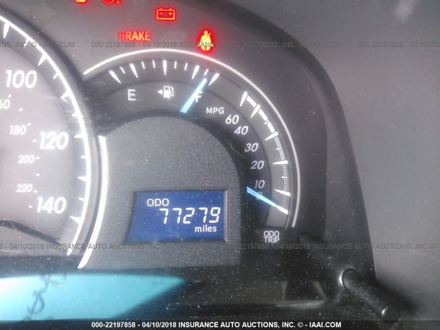 4T4BF1FK6CR217766 - 2012 TOYOTA CAMRY SE/LE/XLE ნაცრისფერი ფოტო 7