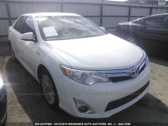 4T1BD1FK3CU041467 - 2012 TOYOTA CAMRY HYBRID/LE/XLE 白色 照片 1