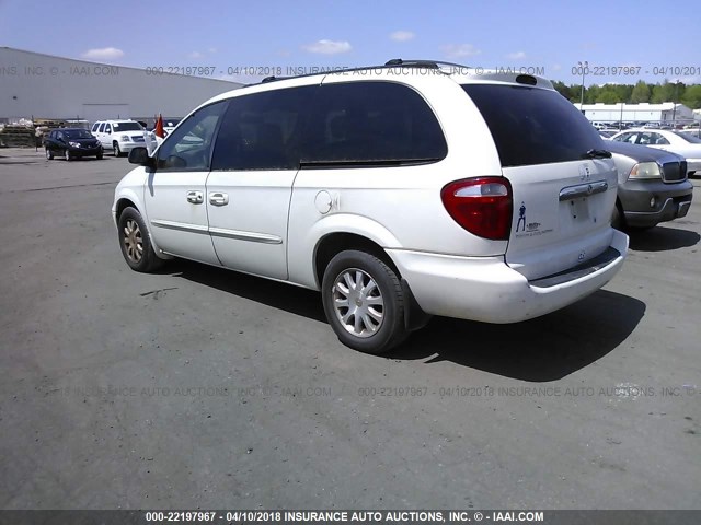 2C4GP44L83R158828 - 2003 CHRYSLER TOWN & COUNTRY LX WHITE photo 3