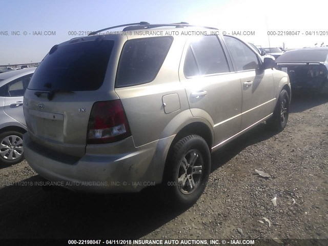 KNDJD733X35080177 - 2003 KIA SORENTO EX/LX GOLD photo 4