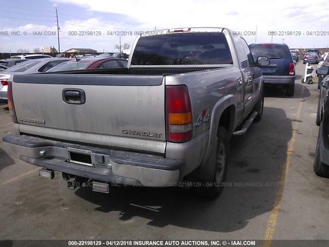 1GCGK29U4YE331432 - 2000 CHEVROLET SILVERADO K2500 GOLD photo 4