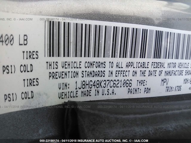 1J8HG48K37C621066 - 2007 JEEP COMMANDER ნაცრისფერი ფოტო 9