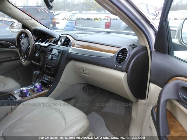 5GALVBED4AJ114540 - 2010 BUICK ENCLAVE CXL ბეჟი ფოტო 5