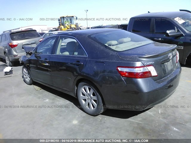 4T1BB46K08U060511 - 2008 TOYOTA CAMRY HYBRID GRAY photo 3