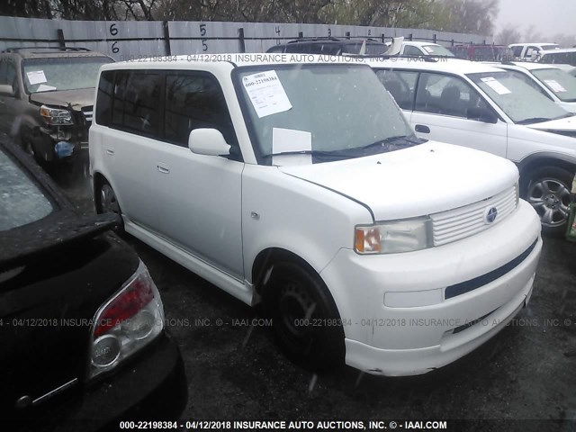 JTLKT324664074806 - 2006 TOYOTA SCION XB WHITE photo 1