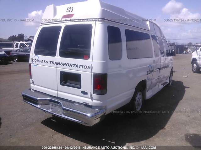 1FBSS31LX7DB05679 - 2007 FORD ECONOLINE E350 SUPER DUTY WAGON WHITE photo 4