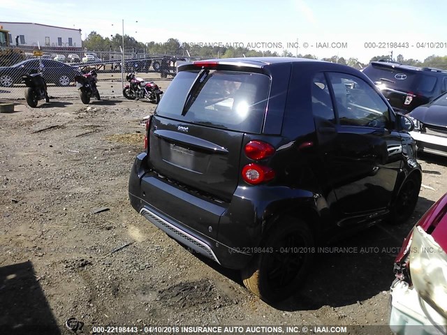 WMEEJ3BA9DK689848 - 2013 SMART FORTWO PURE/PASSION BLACK photo 4